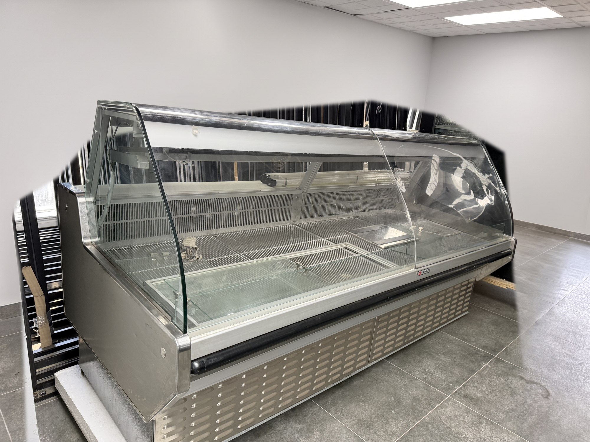 General Refrigeration Curved-Glass Deli Case, for sale from World Food Equipment, Mississauga Ontario